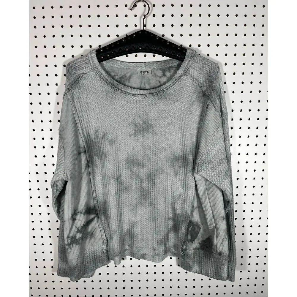 POL Tie Dye sweatshirt size M